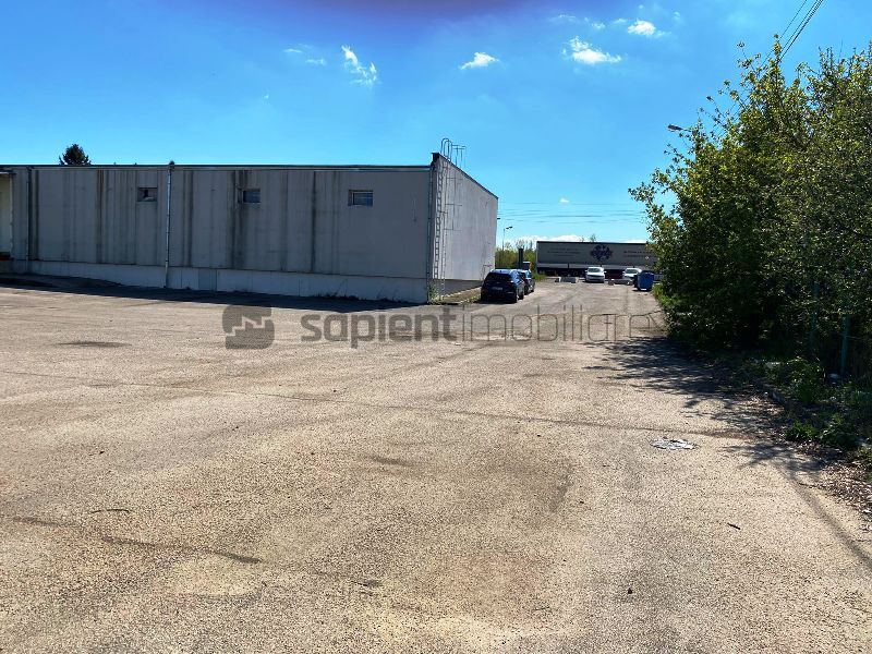 De inchiriat hala cu rampa  in Vama Bors - Poză 13