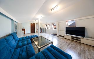 Casă deosebită de vânzare în centrul Brașovului - Poză 34