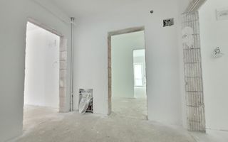 Apartament cu 2 camere, decomandat, Str. Doamna Stanca - Poză 8