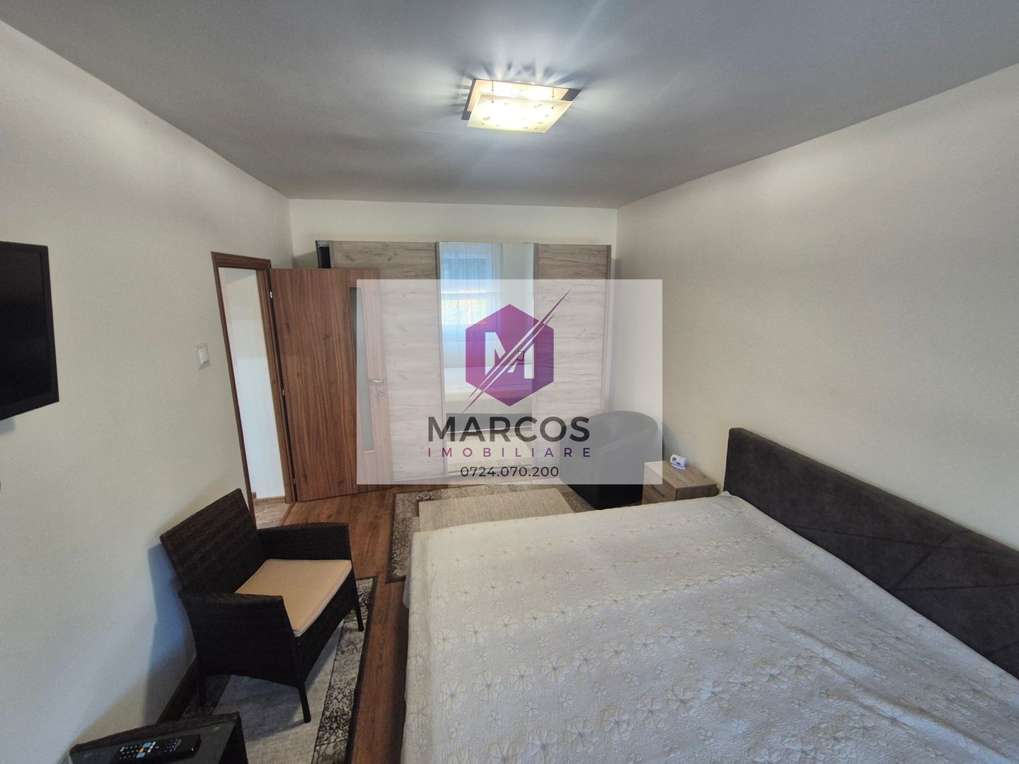 Apartament o camera - Poză 4