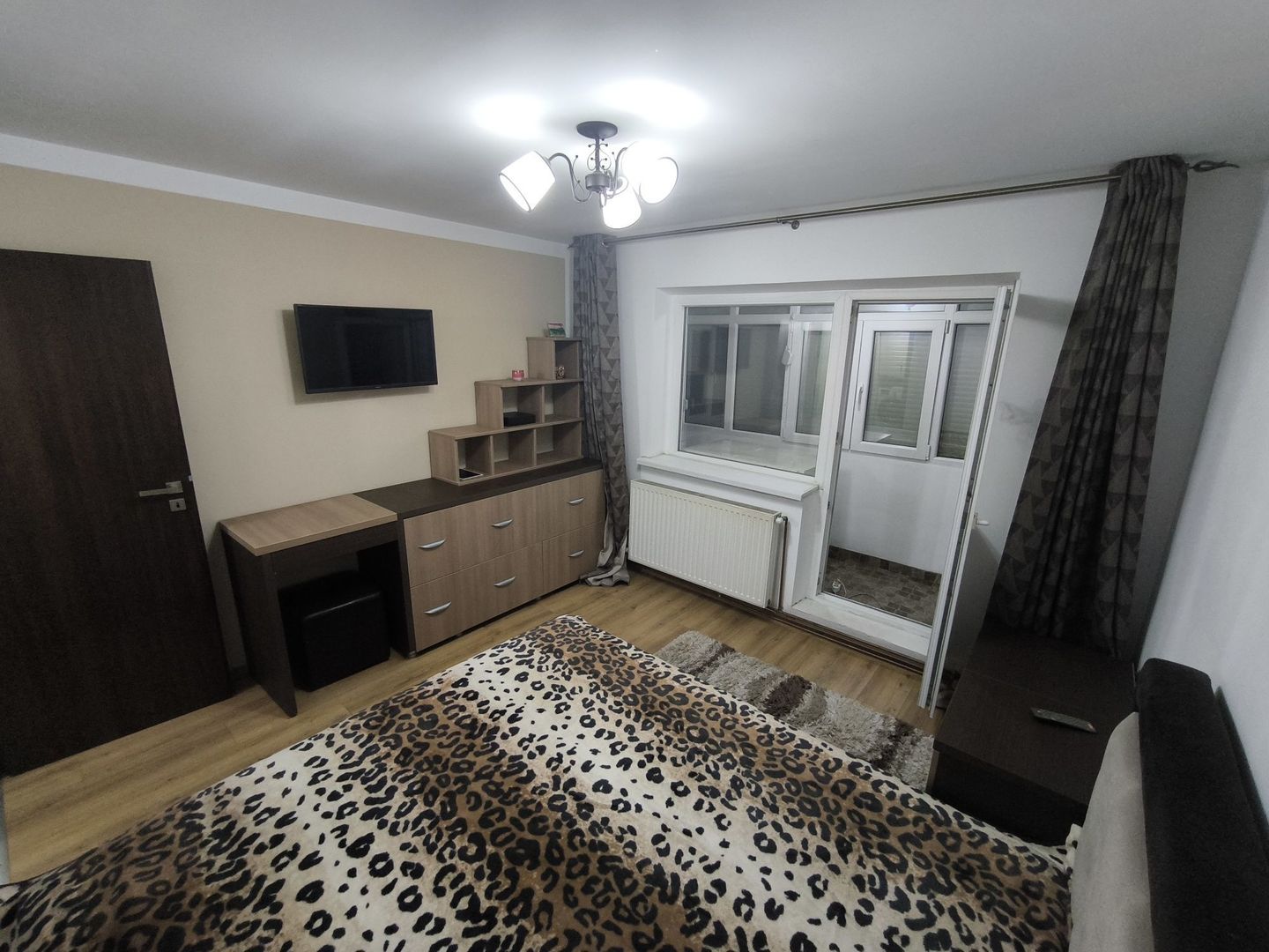 Apartament 3 camere Decomandat Rovine, etaj 4/4, str. Maramures - Poză 4