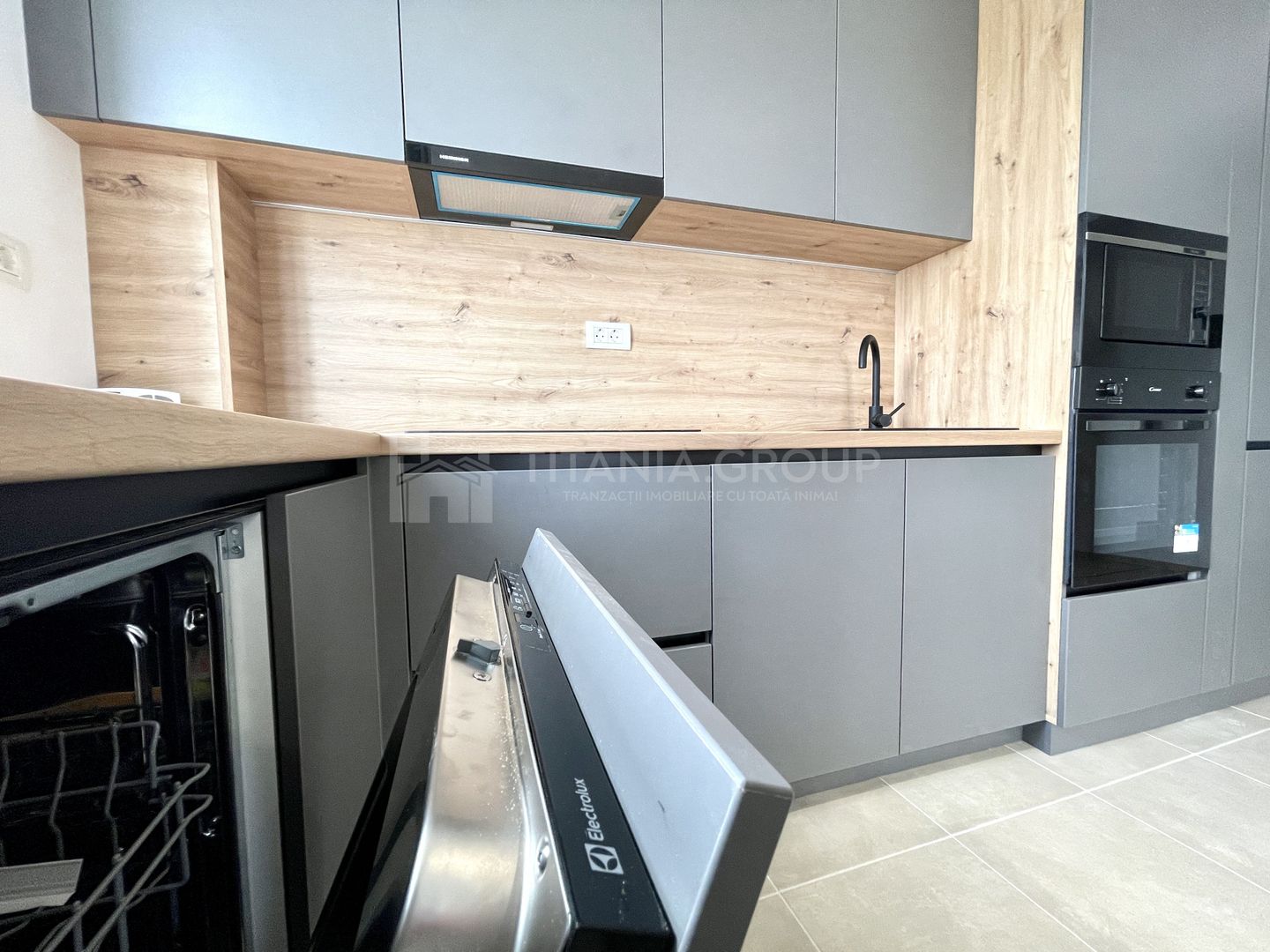 Apartament 2 camere modern,  parcare subterna+boxa, pet friendly TopCity Coresi - Poză 5