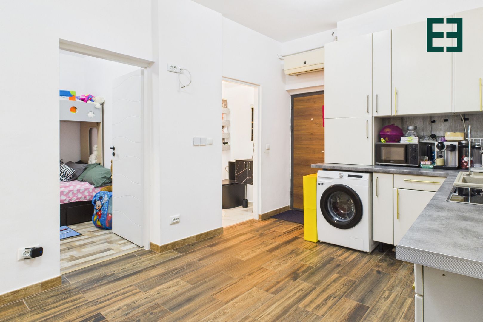 Apartament la casă cu 3 camere, Zonă Centrală - Timișoara - Poză 3