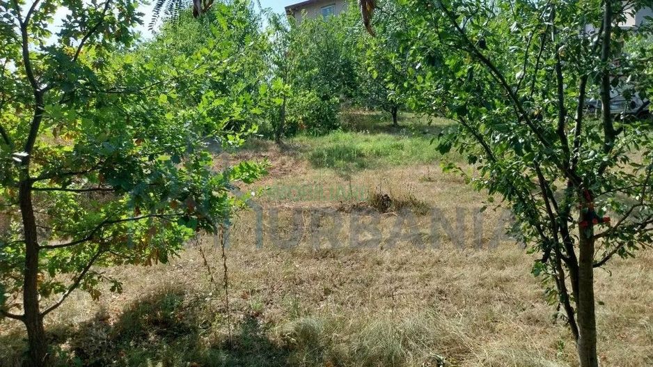 Casa cu teren de vanzare in Iasi, Dealul Zorilor - Poză 4