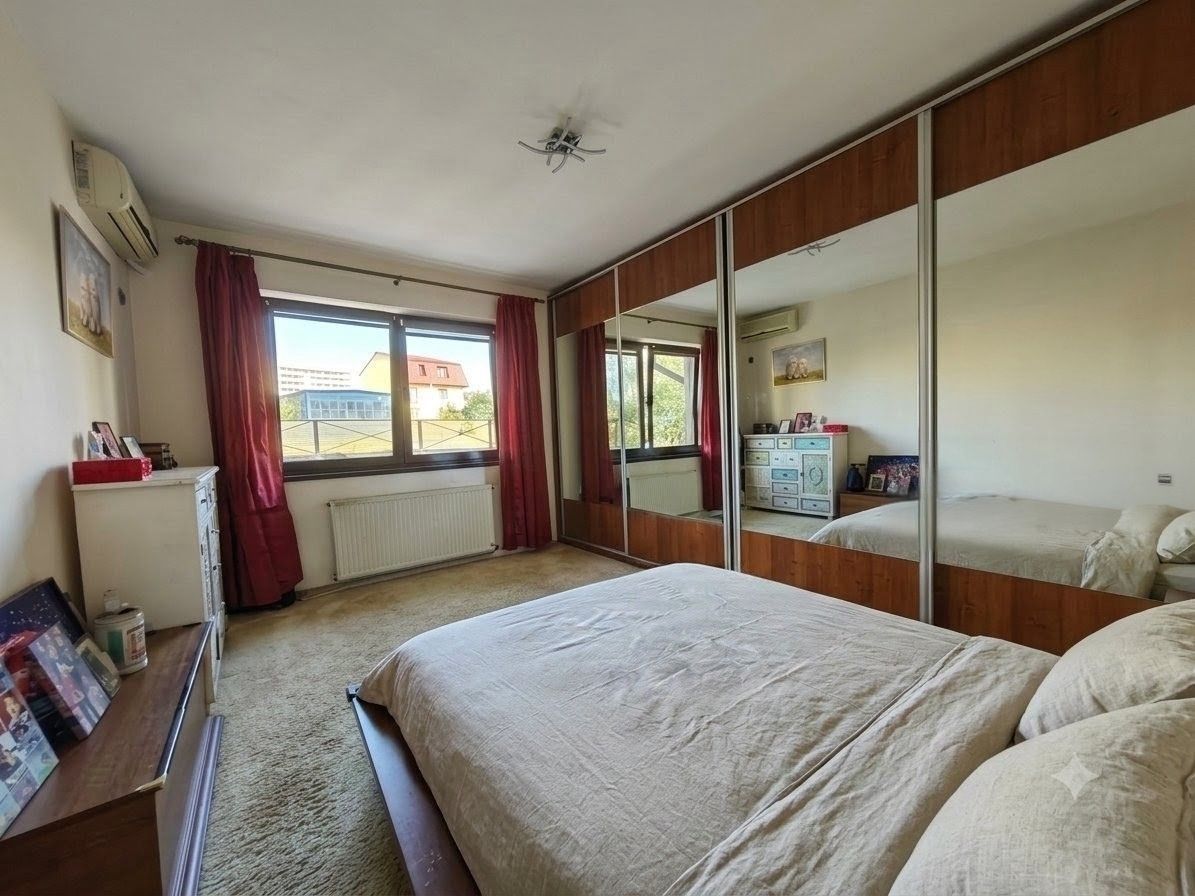 Apartament 3 camere ,grădină, foișor, loc de joacă, parcare,boxa - Poză 4