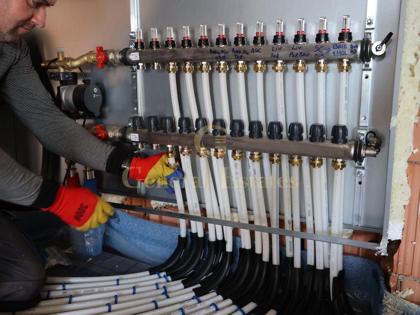 Apartament 3 camere, 75 mp utili + balcon, orientare Sud-Vest - Poză 6