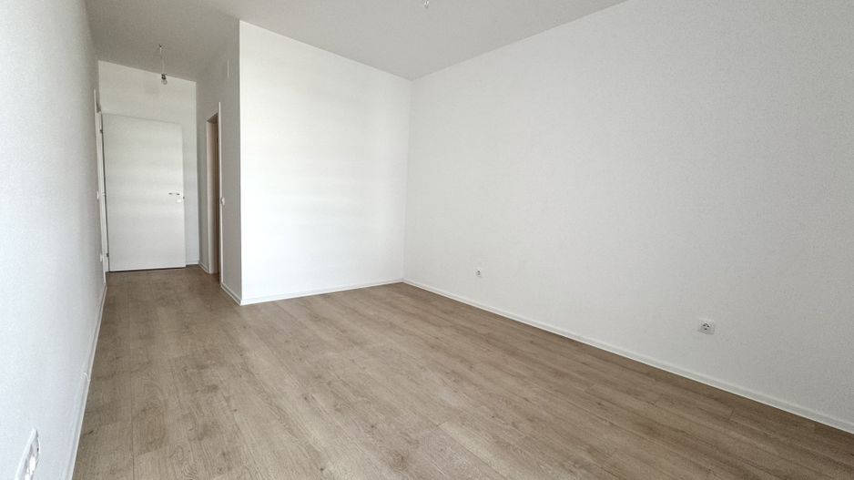 3 camere 76 mp SU + Balcon 6.5mp - Zona Lac Straulesti-Mall Colosseum - Poză 18
