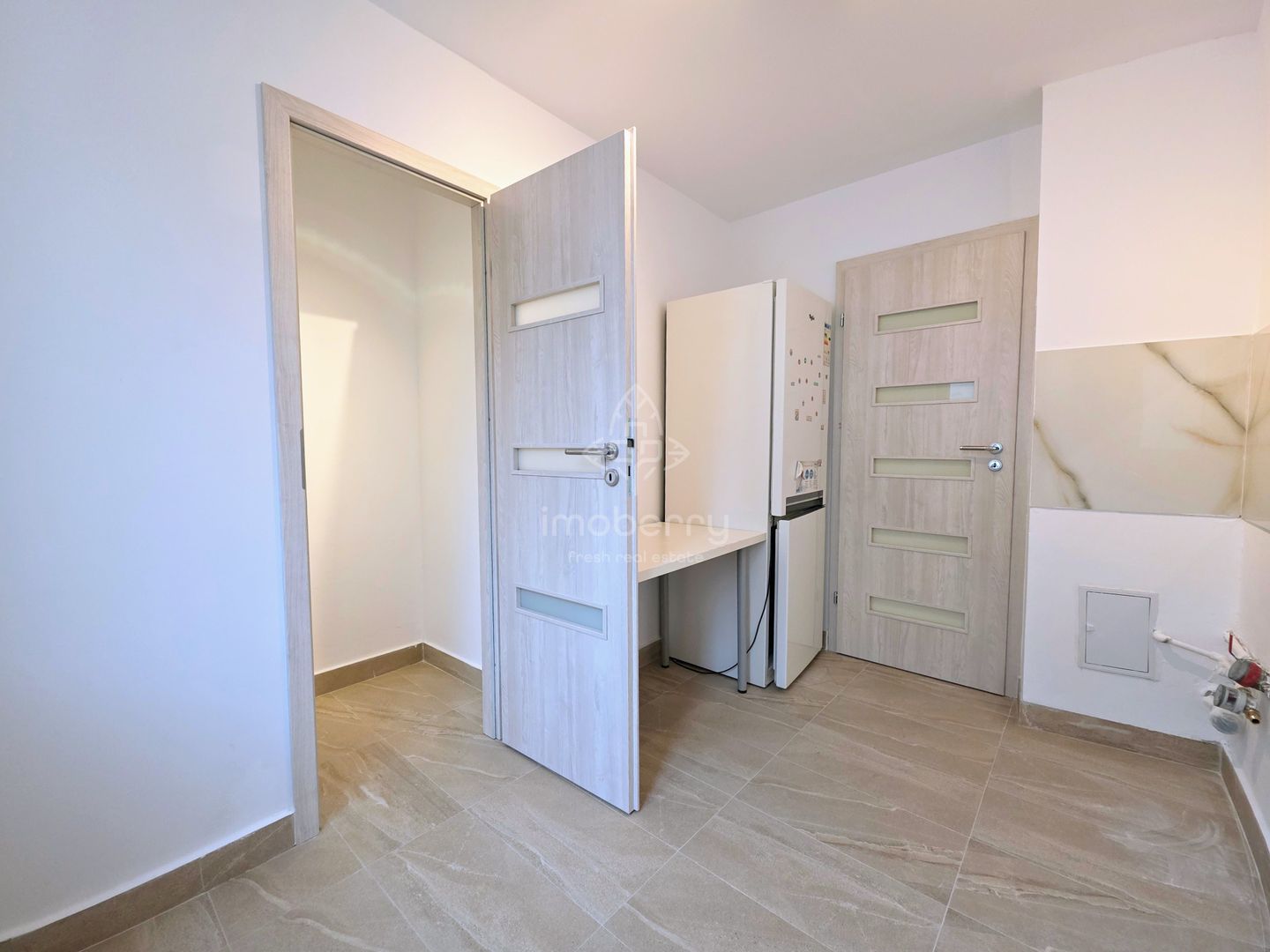 3 camere | Militari | Etaj 1/4 | Renovat 2025 | Vedere spre zona de case - Poză 7