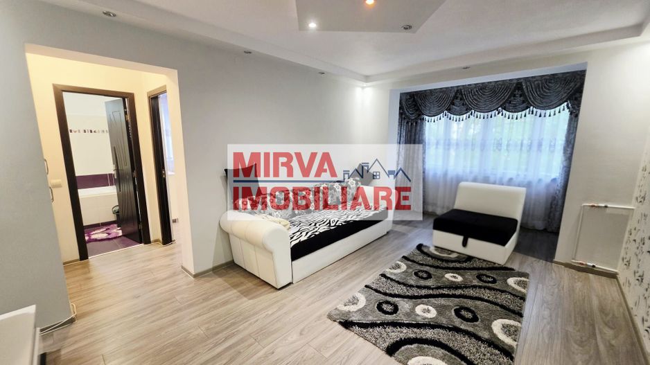 2 camere de vânzare în Republicii – 2 balcoane, mobilat și utilat - Poză 1