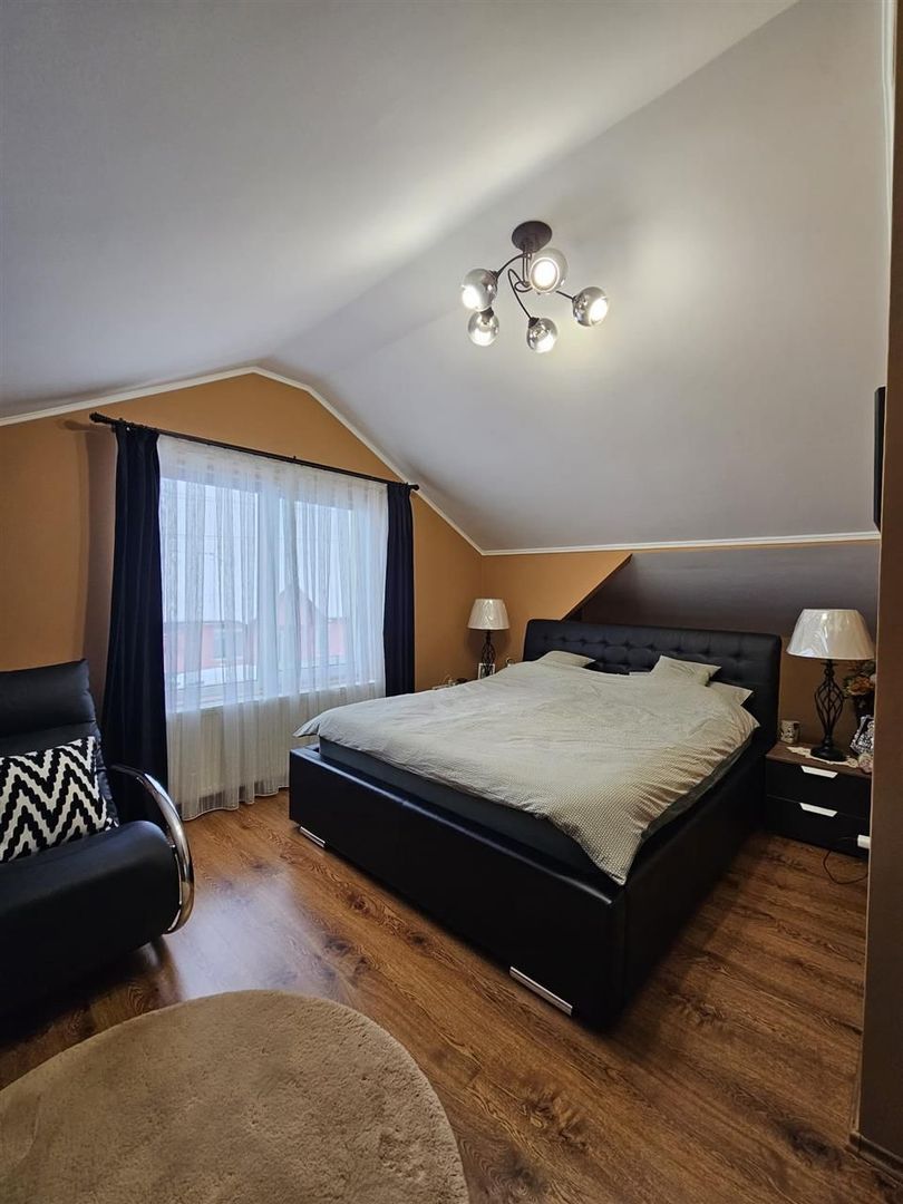 Casa  Santandrei mobilata utilata - Poză 15