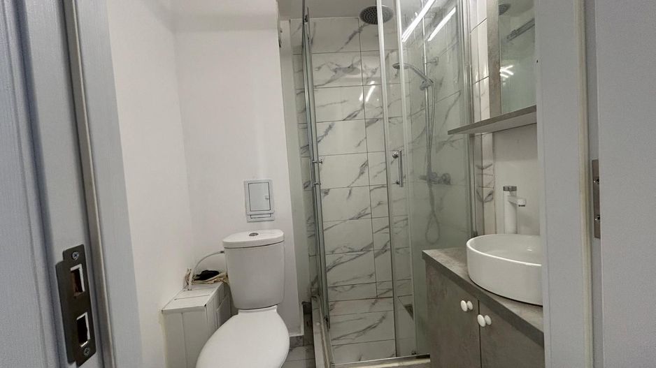 Vânzare Garsonieră/ Închiriere - Bd. Dinicu Golescu - complet renovată - Poză 5