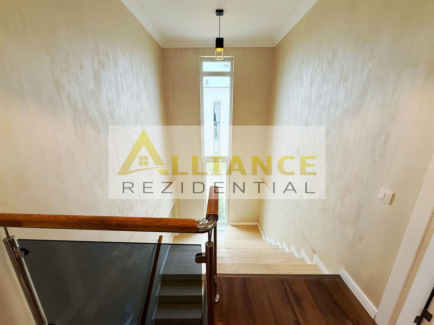Duplex Premiun - 5 Camere - 3 Bai -Panouri solare - Poză 18