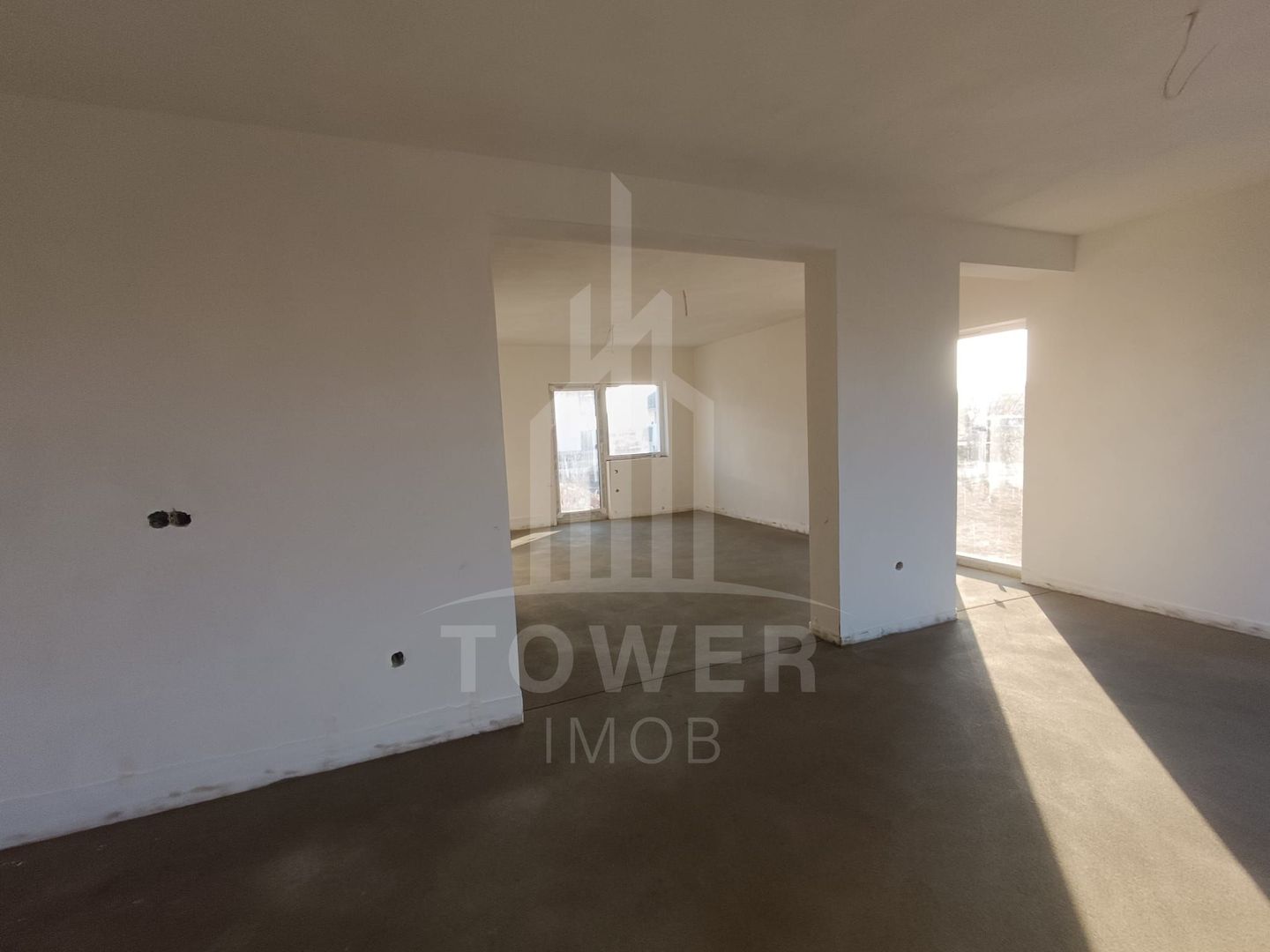 Casă Tip Duplex INDEPENDENTĂ ENERGETIC - Cartier NOU - Poză 15