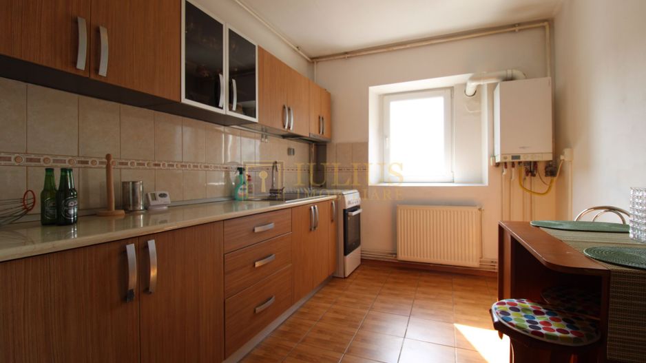 3 camere, decomandat, centrala proprie - Calea Martirilor - - Poză 1