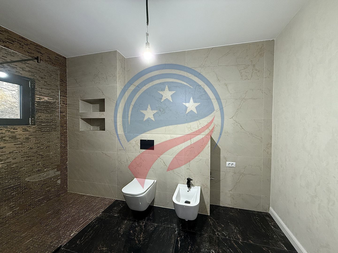 Apartament cu finisaje de lux/1 mai/bloc nou/ Craiova - Poză 17