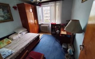APARTAMENT 3 CAMERE-BARCA - Poză 2