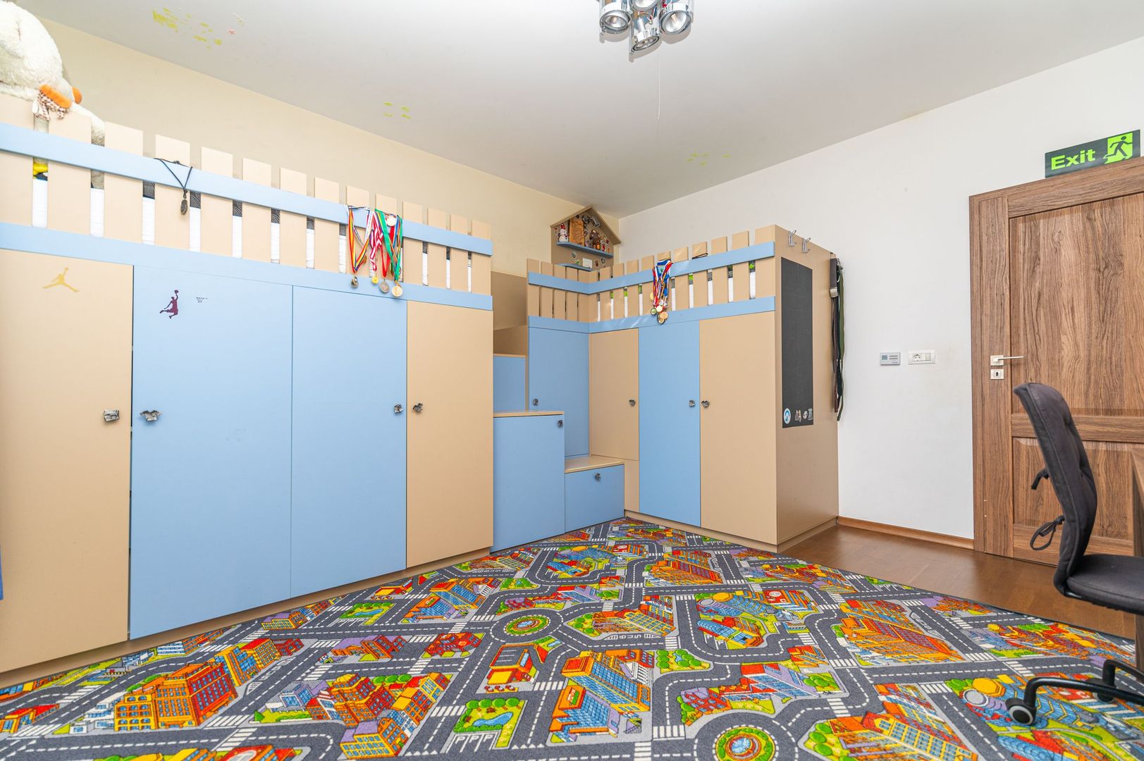 Vila premium cu teren generos! Confort și eficienta in Sanleani - Poză 5