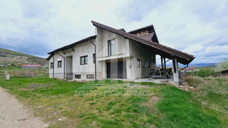 Casa individuala de vanzare, Micesti - Poză 1