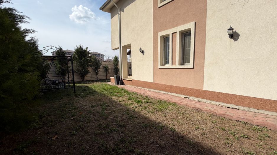 DOBROESTI - Ciresului | Vila tip Duplex - Curte + Parcari - Poză 4