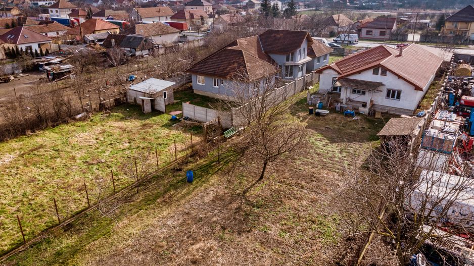 Casă la sol cu teren de 3.451mp în Gai - Poză 21
