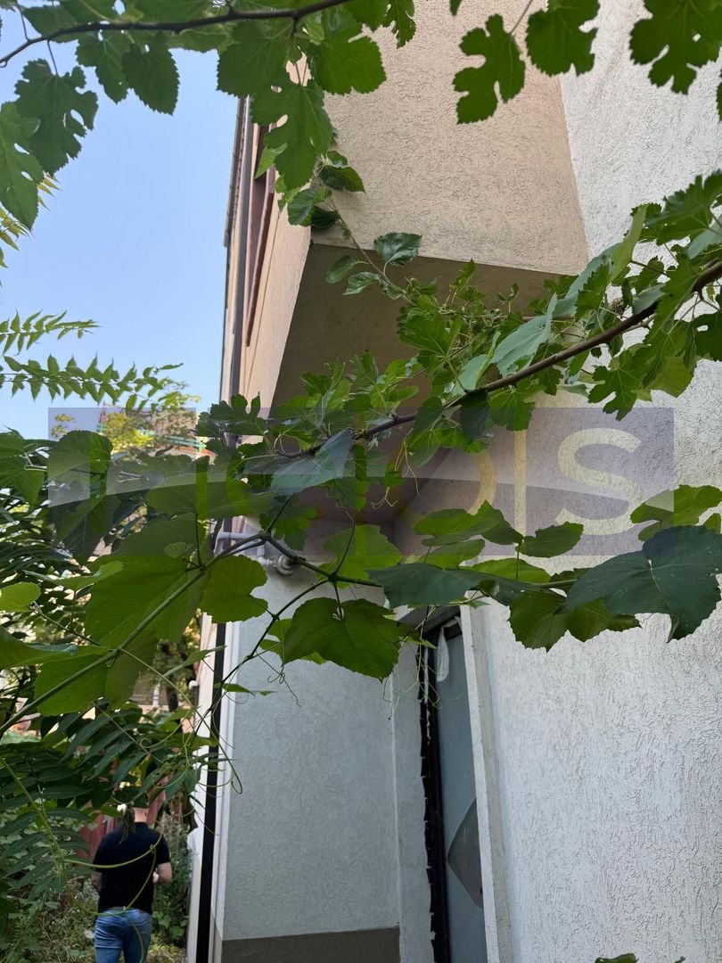 CASA DE VANZARE -S+P+3E - ZONA DOROBANTI - Poză 2