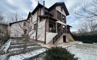 Vânzare, casă, 3 nivele, Tohatin, Chișinău - Poză 1