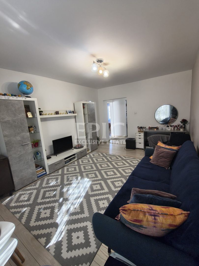 Apartament 3 camere/ Etaj 2/ Decomandat/ 2 băi/ Tudor - Poză 1