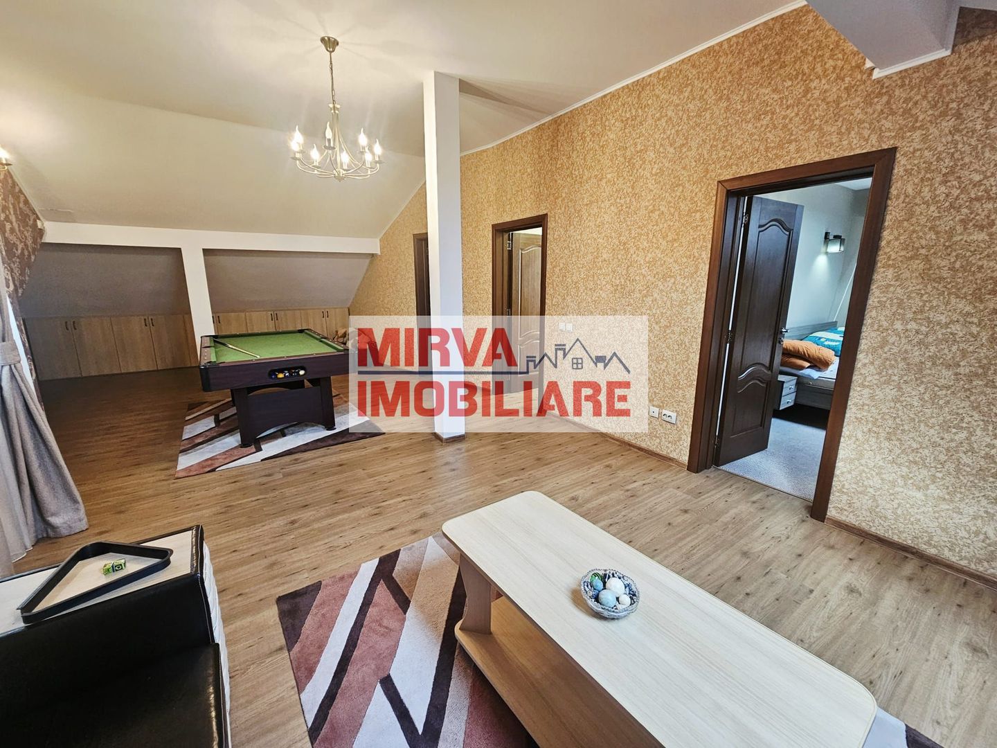 Vilă spațioasă Strejnicu S+P+1E+M, 8 camere, garaj, teren 595 mp - Poză 80