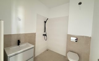 Balcon. Lift. Loc de parcare. - Poză 4