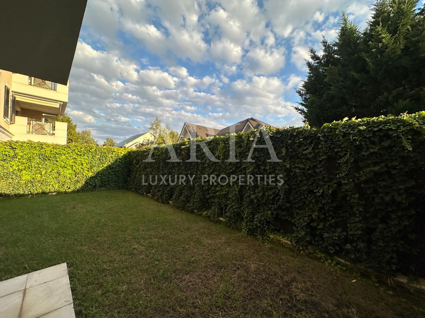 TRIANA 3 CAMERE | CURTE | PISCINA | GYM - Poză 3