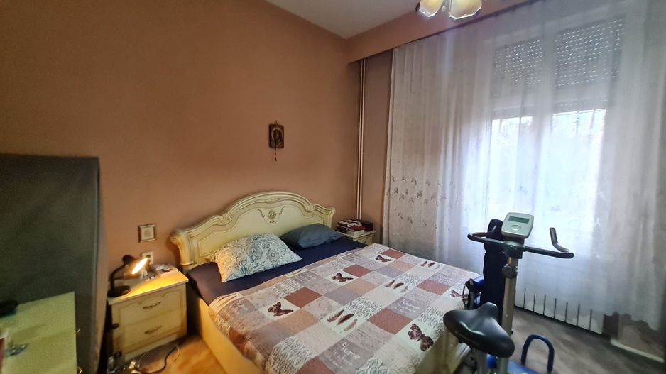 Vila generoasa,destinatii multiple - Poză 39