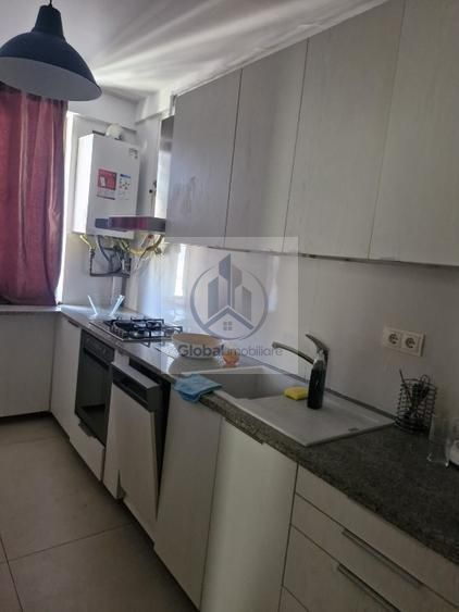 Închiriez apartament zona Unirii - Poză 4