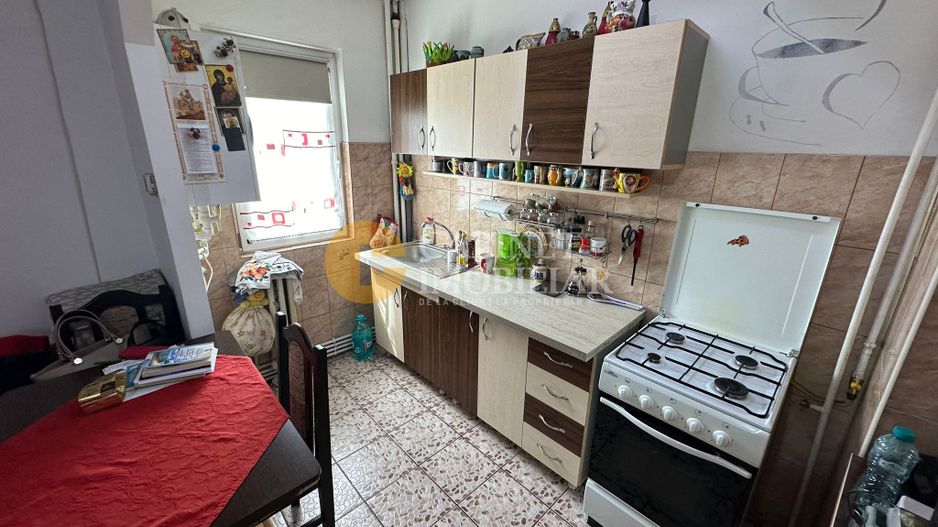 3 Camere Decomandat - Etaj Intermediar - Zona Mircea Cel Batran - Poză 3