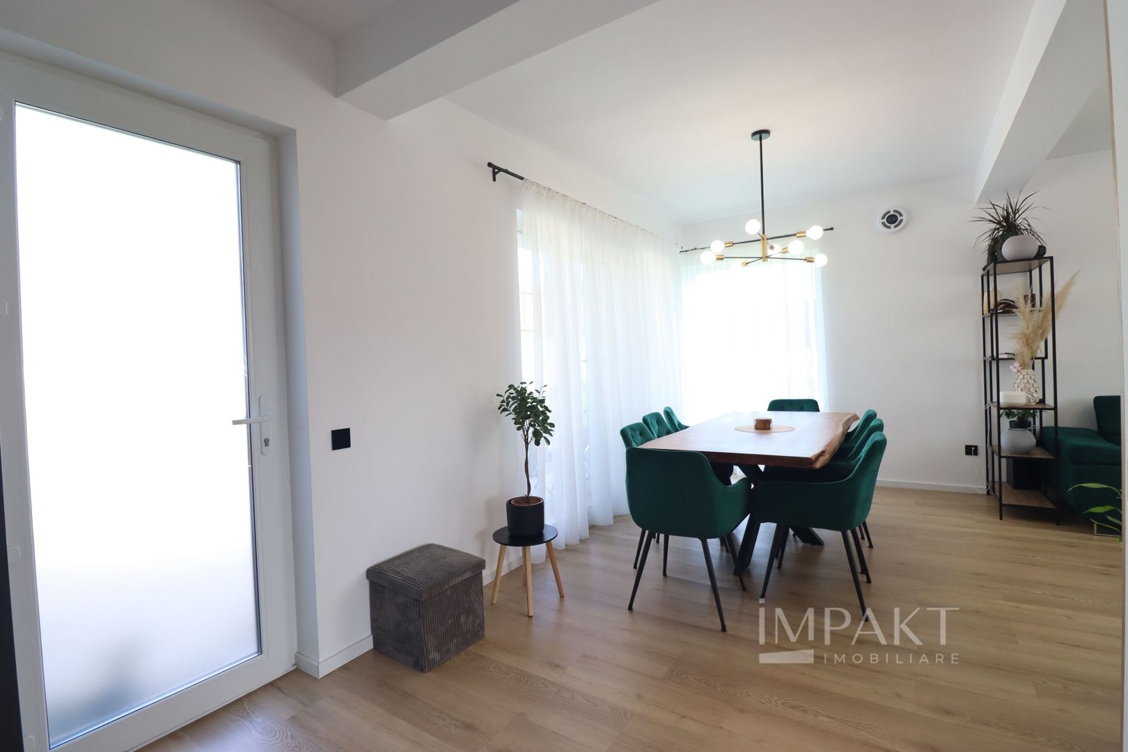 Duplex superb la vanzare, finisat, mobilat, utilat, situat in Chinteni - Poză 6