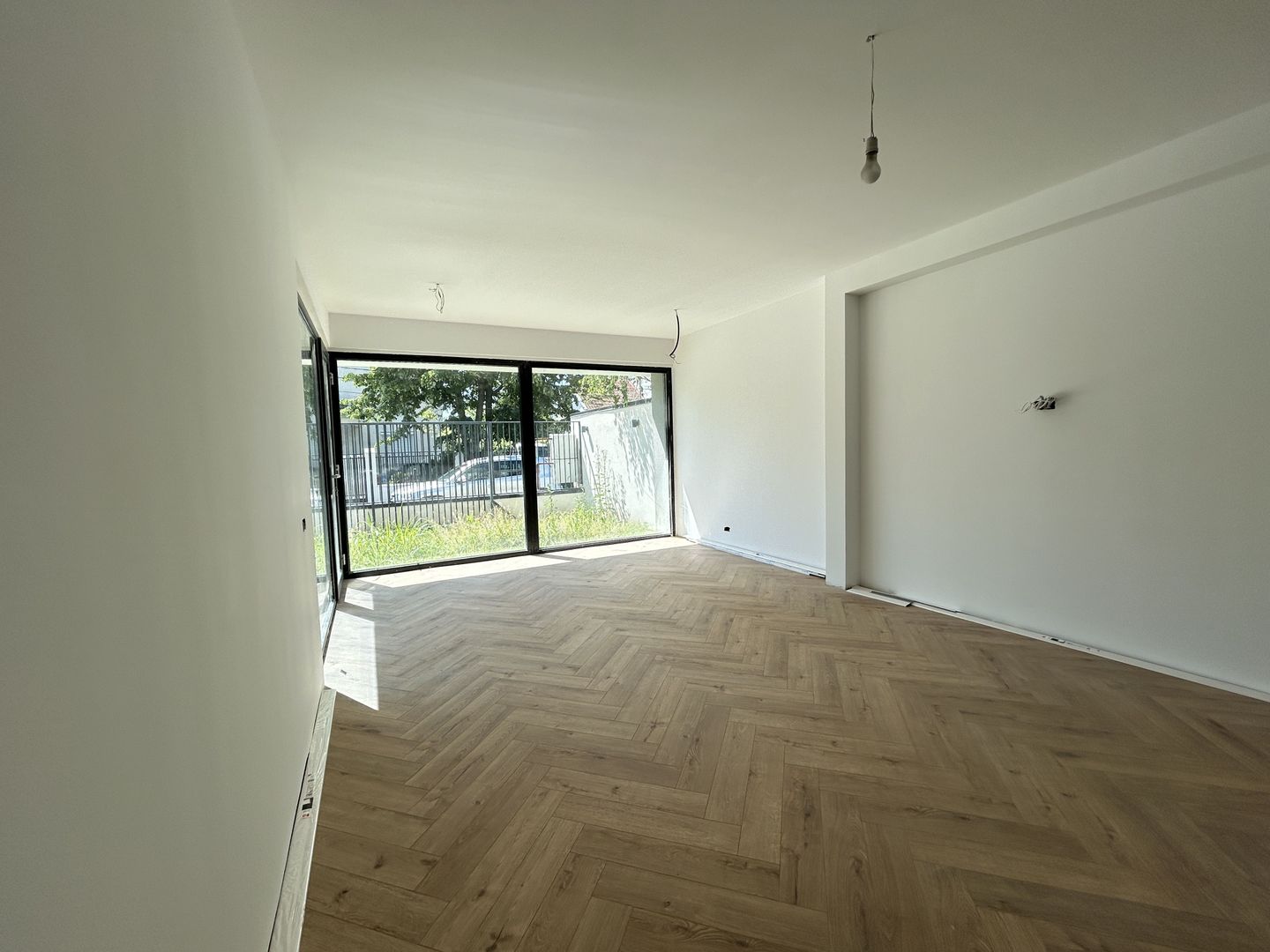 VILA CASA PRESEI | PREDARE LA CHEIE | RECEPTIE SI EDIFICARE FINALIZATE - Poză 4