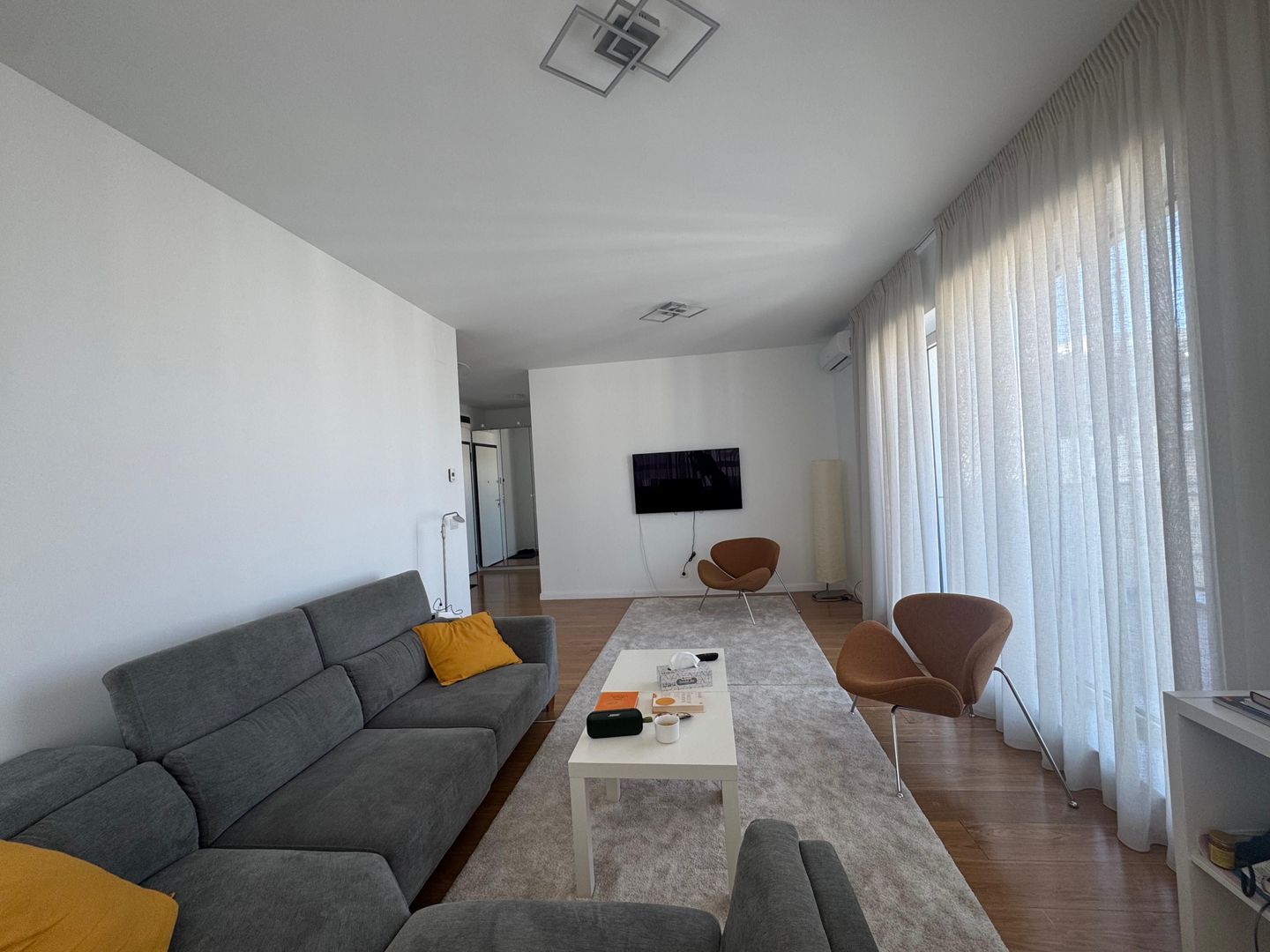 2 camere| LUXURIA RESIDENCE| VEDERE PANORAMICA - Poză 3