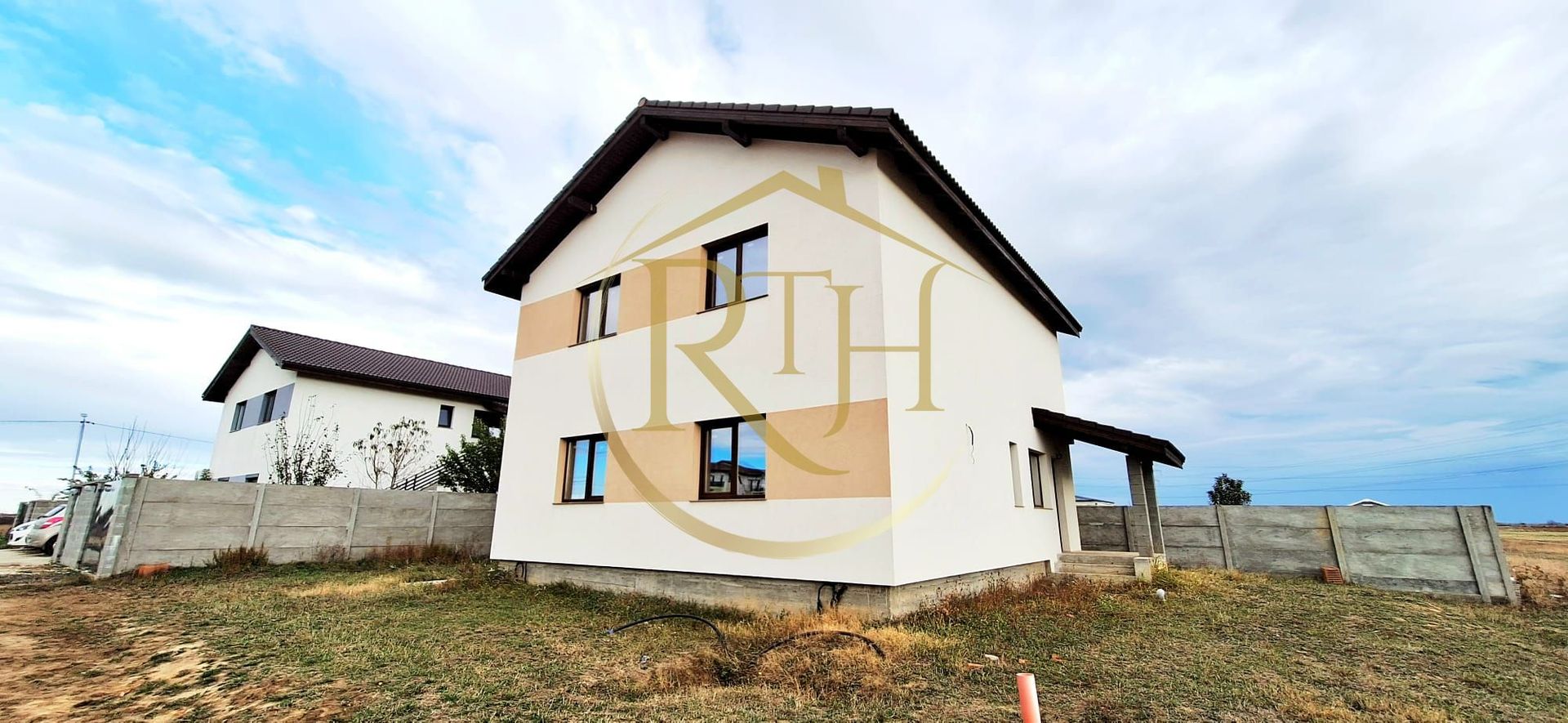 Se vinde duplex modern cu 3 camere  plus teren in Giroc ,zona linistita. - Poză 1