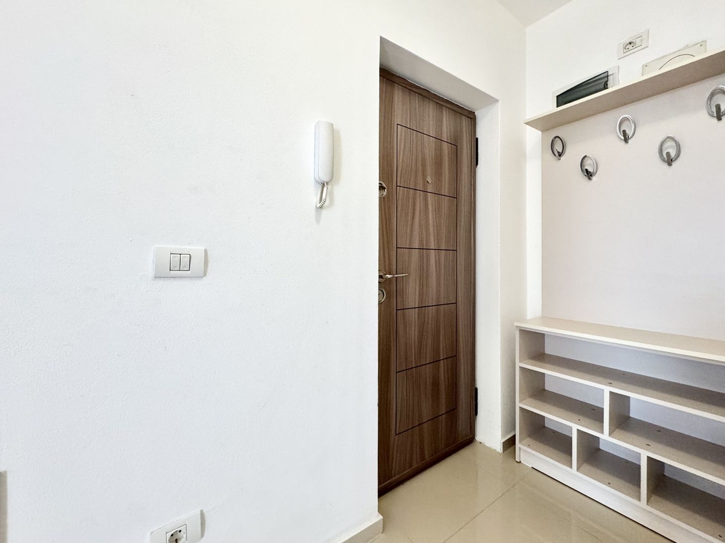 Apartament 2 camere Giroc zona Esso, bloc cu lift - Poză 22