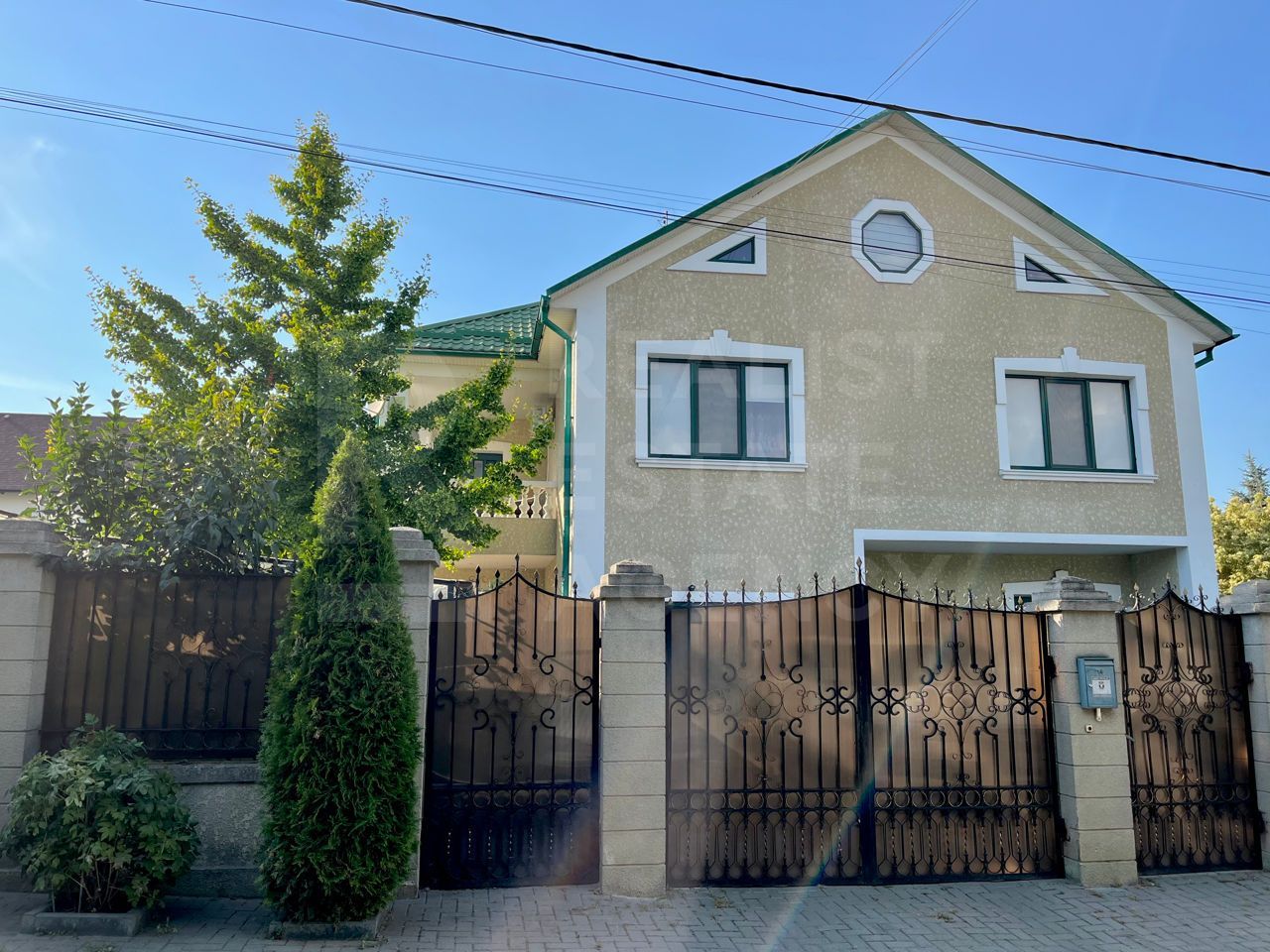 Vânzare, casă, 2 nivele, 5 camere, strada Muzelor,  Botanica - Poză 1