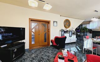 Casa indiduala de vanzare, Lipoveni - Poză 3