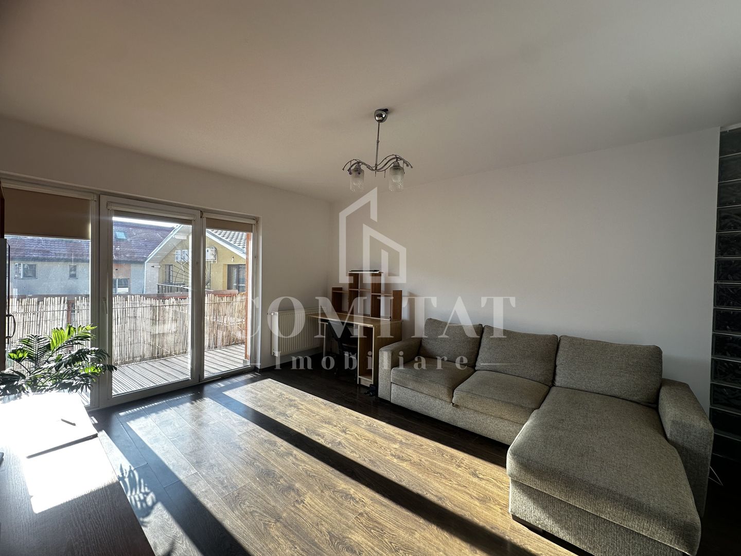 Apartament 2 camere decomandate | Etaj intermediar | Zona Vivo - Poză 2