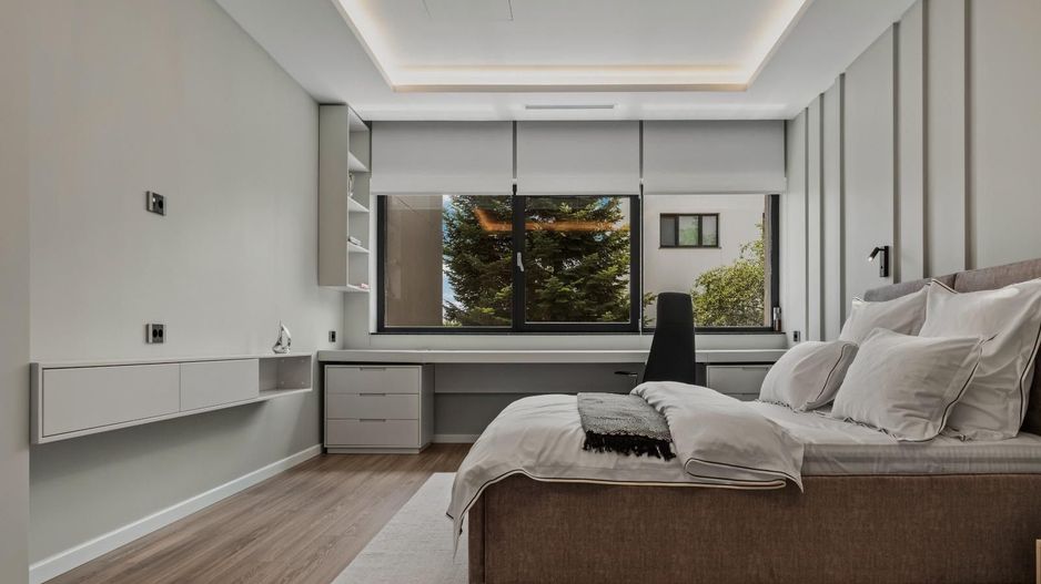 Vânzare Vilă 7 camere 350mp | Curte privată | Piscină exterioară - Poză 17