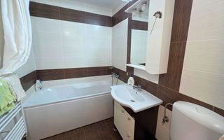 Apartament 3 camere, etaj 2, mobilat, utilat, zona Tolstoi Cetate - Poză 9
