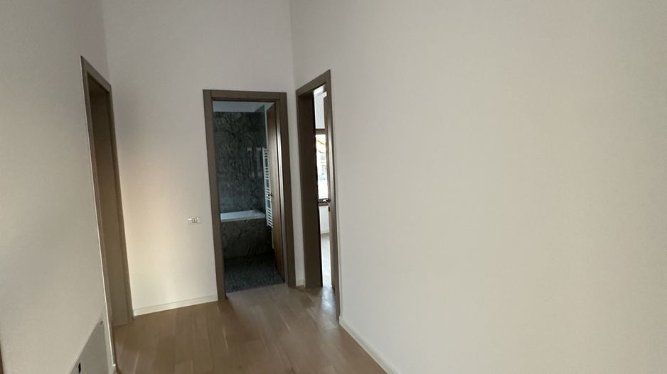 Casa cu 4 camere - Dumbravita - Poză 19