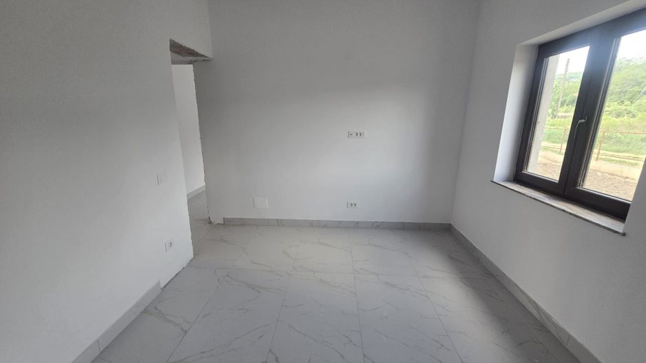 Casă Nouă Modernă de Vânzare –Sărata, Bacău,Confort, Spațiu și Liniste - Poză 20