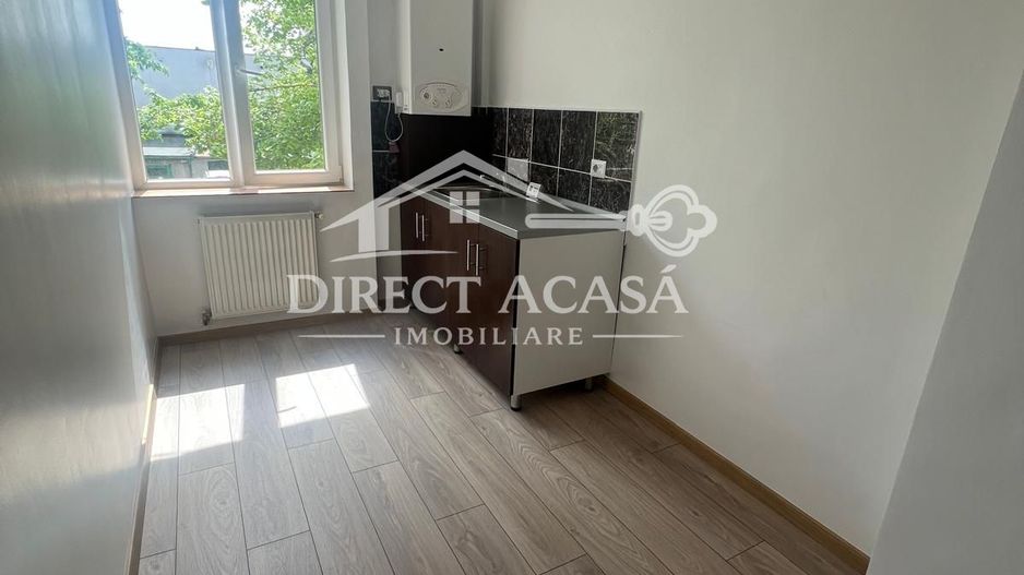 Spațiu birou 2 camere, ultracentral, renovat complet, luminos - Poză 2