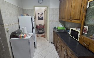 Inchiriere apartament 3 camere Secuilor 10 min metrou Brancoveanu - Poză 5
