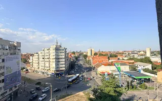 3 camere -2 dormitoare| 2 bai| centrala proprie| apartament superb| 2 balcoane - Poză 14