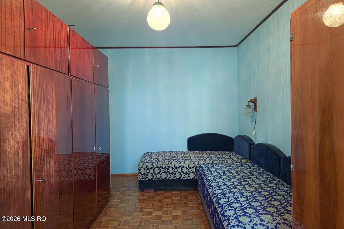 Circumvalatiunii - Gheorghe Lazar - 4 Camere, Etaj 3, 2 Bai, Centrala - Poză 13