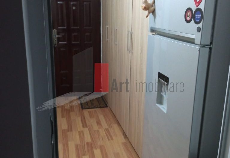 GARSONIERA - BARCA - Poză 5